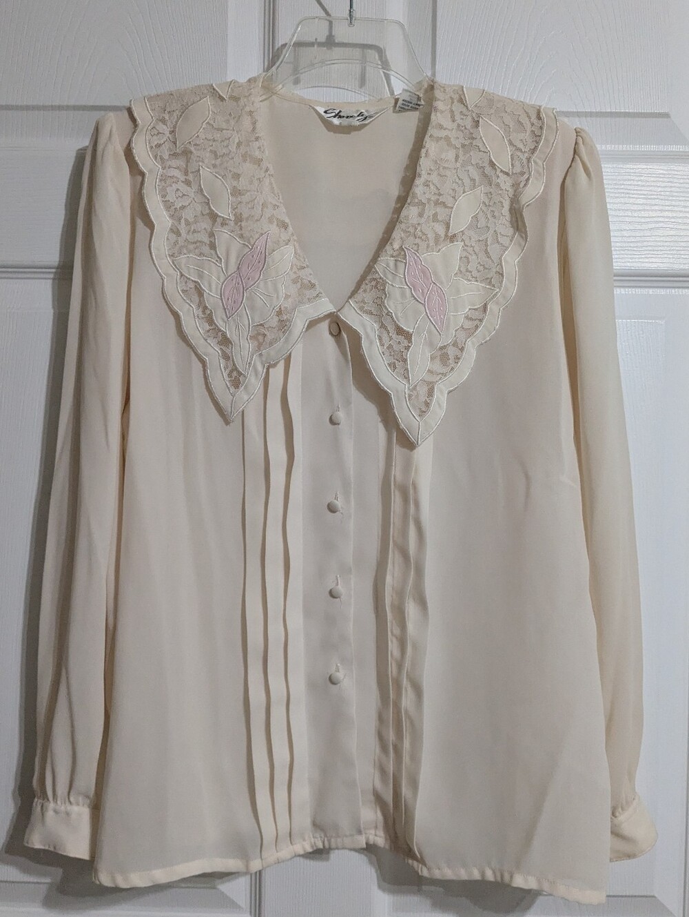 Shapely Vintage Women's Blouse